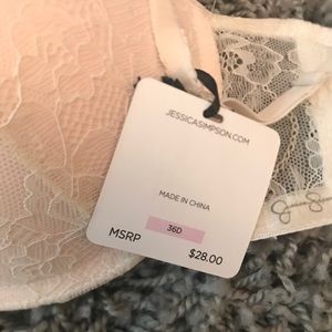 Jessica Simpson Bra